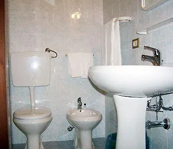 肖邦酒店 酒店 *